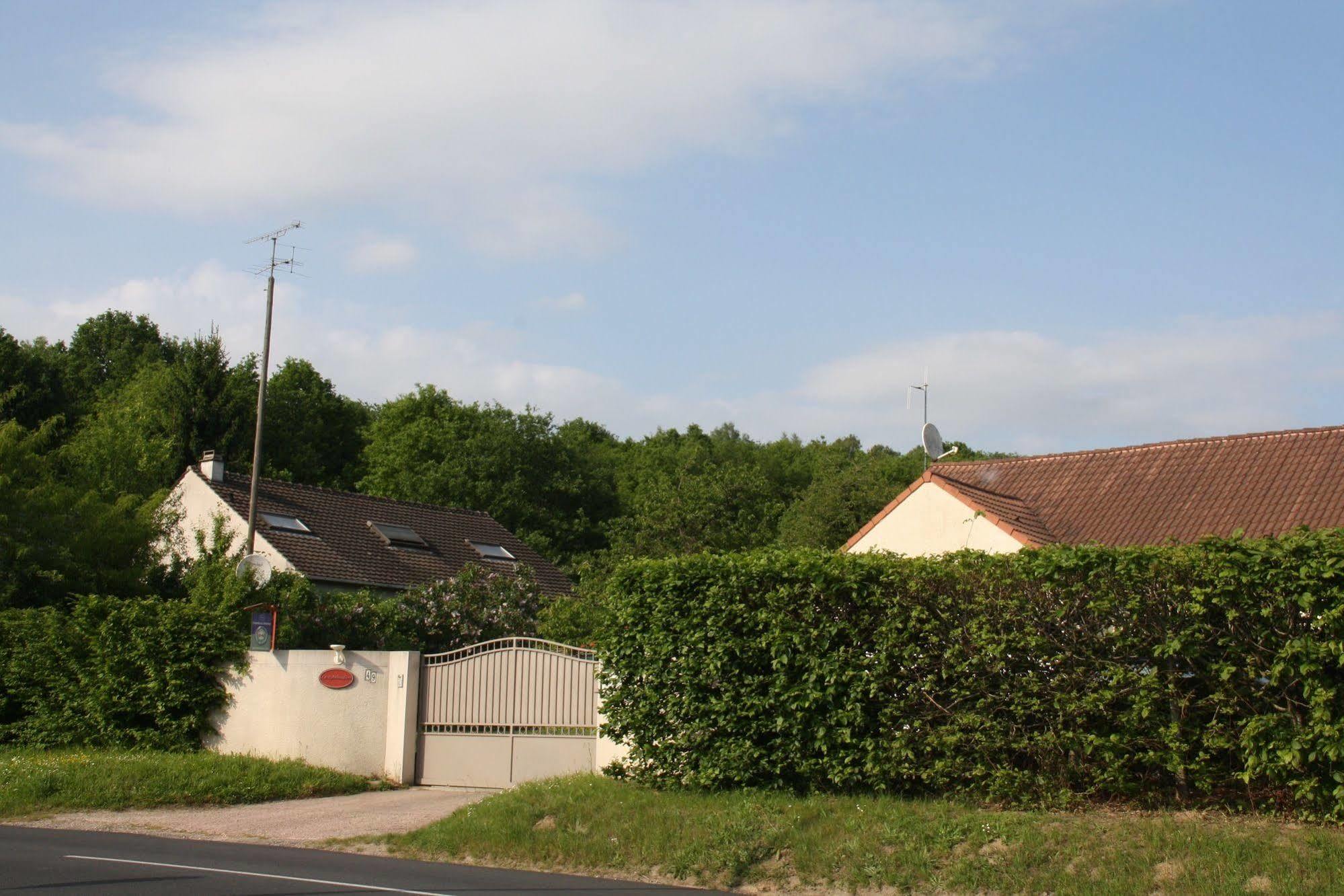 La Raimbaudiere Bed & Breakfast Guigneville-sur-Essonne Exterior foto